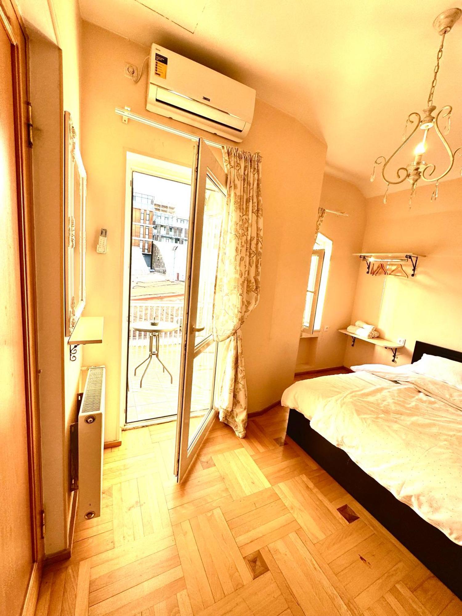 Sky Guest House 트빌리시 외부 사진