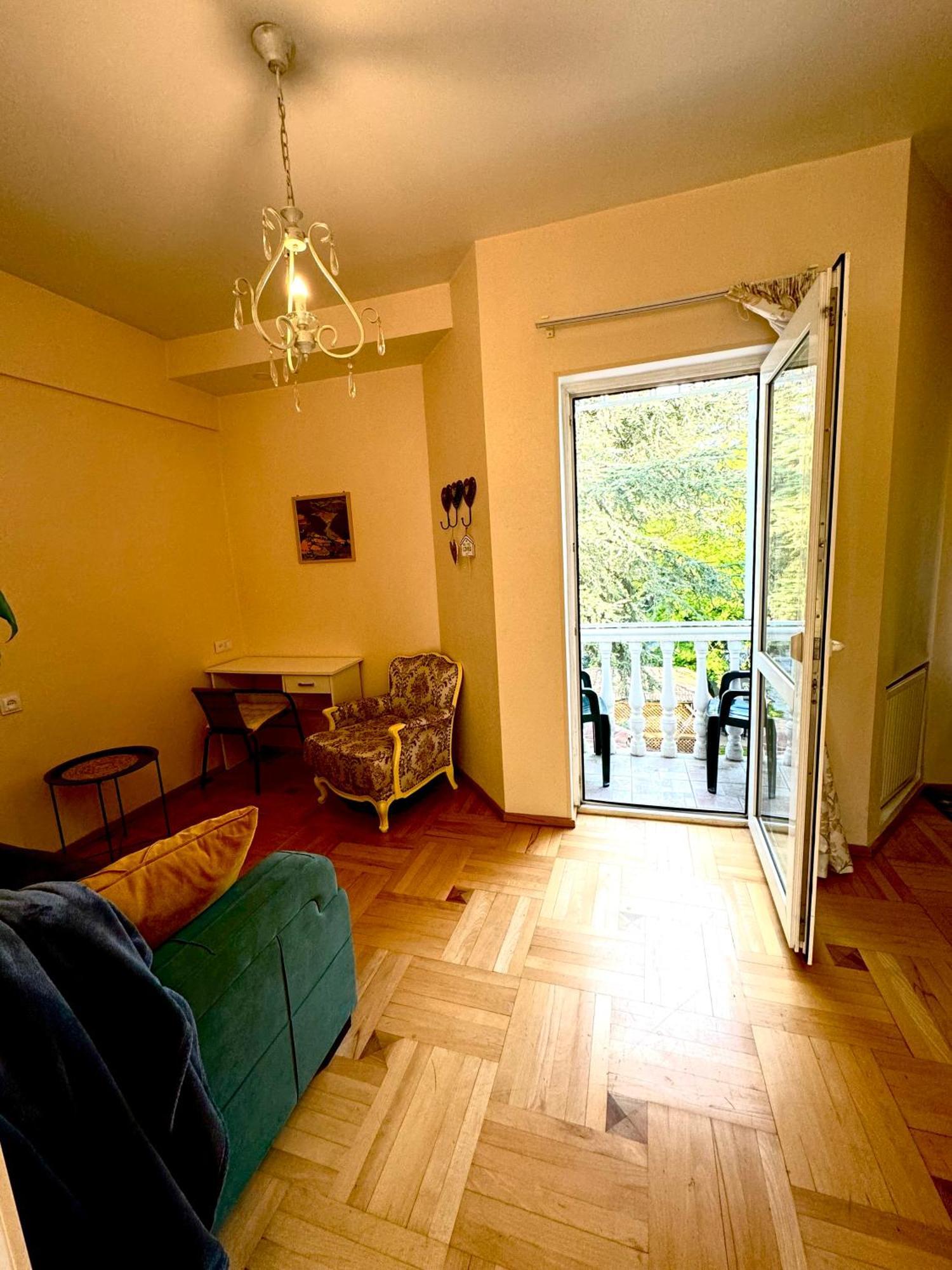 Sky Guest House 트빌리시 외부 사진